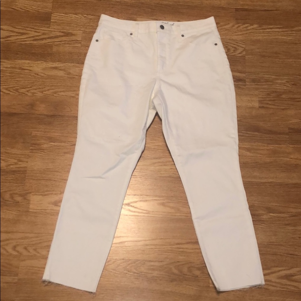 Universal Thread Brand New White Jeans